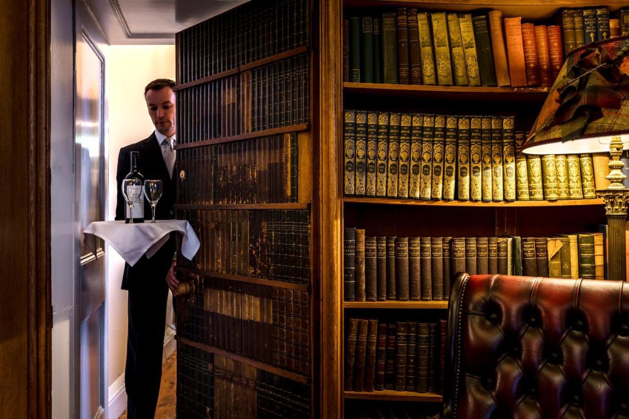 Bonnyrigg Dalhousie Castle Hotel מראה חיצוני תמונה