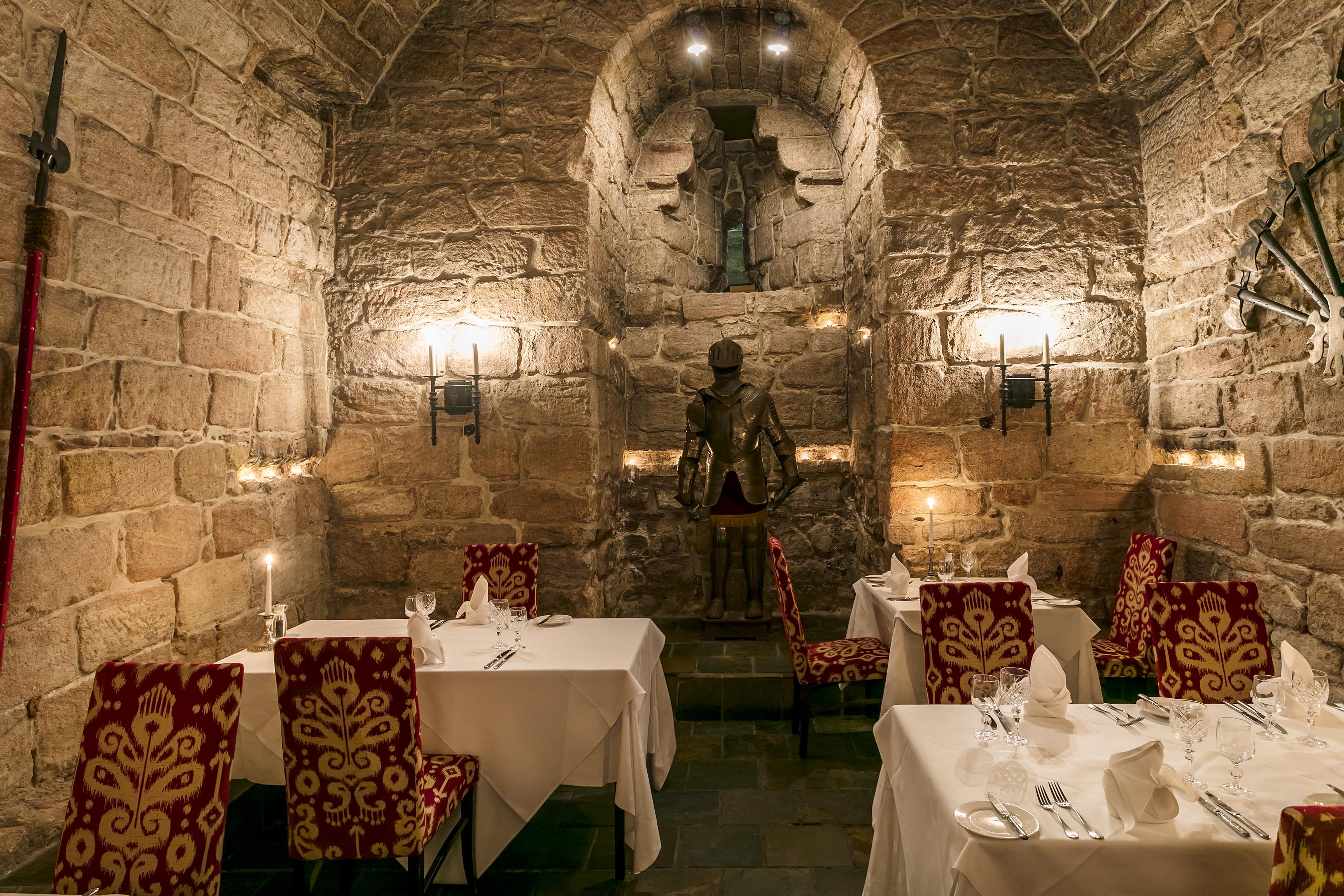 Bonnyrigg Dalhousie Castle Hotel מראה חיצוני תמונה